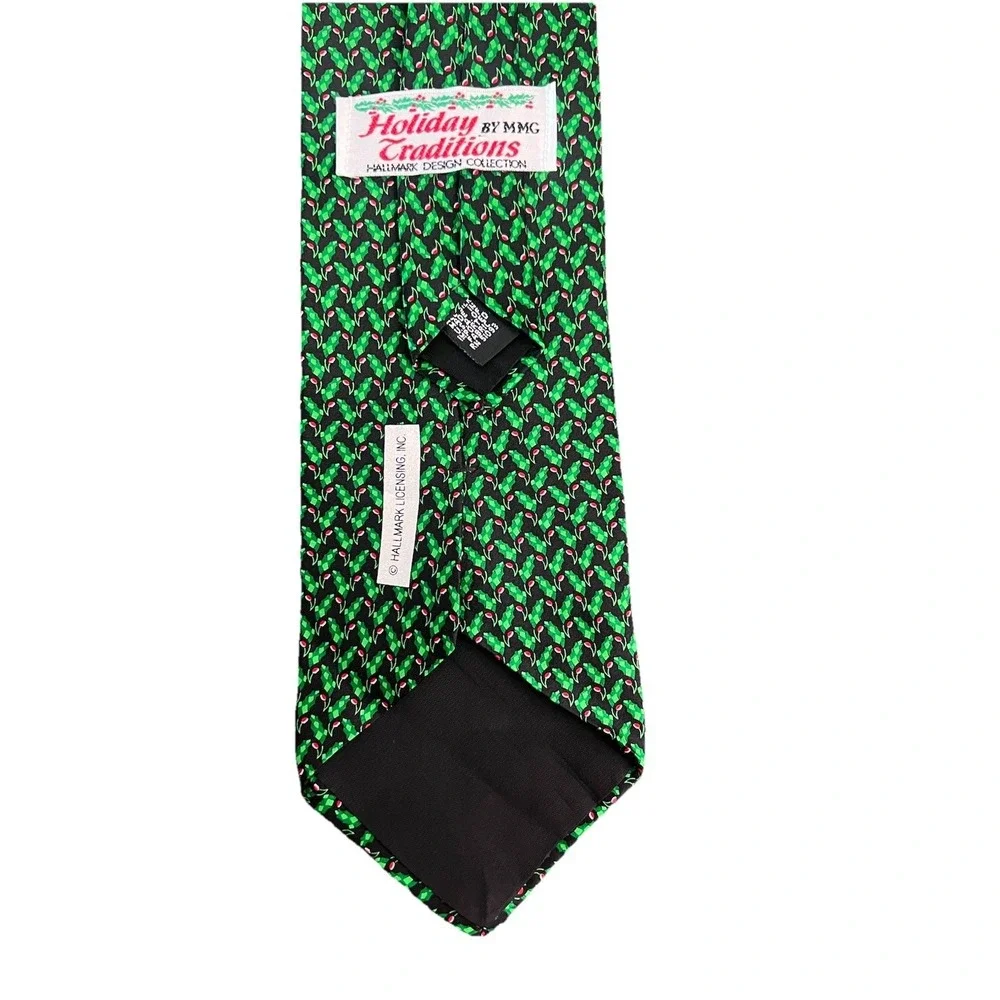 Christmas Men's‎ Tie Holiday Traditions By MMG All Silk Holly Holiday Hallmark